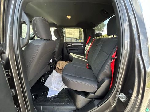 New 2025 RAM 3500 Big Horn image 38