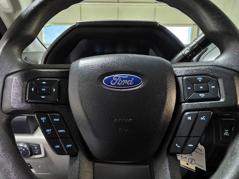 Used 2019 Ford F150 XL w/ Equipment Group 101A Mid AWD/4WD image 28