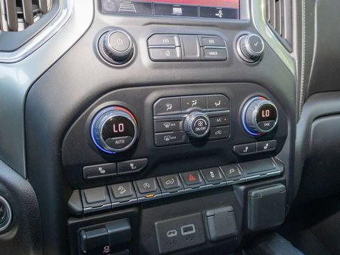 Used 2020 Chevrolet Silverado 1500 LT Trail Boss AWD/4WD image 22