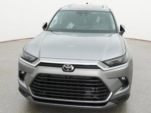New 2026 Toyota Grand Highlander FWD image 16
