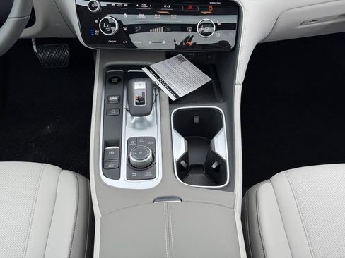 New 2026 INFINITI QX60 Luxe image 9