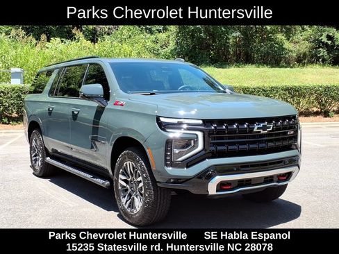 New 2026 Chevrolet Suburban Z71 w/ Z71 Off-Road Package AWD/4WD image 1