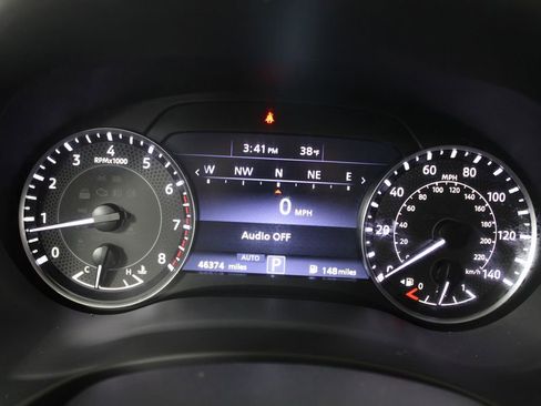 Used 2024 Nissan Armada SL image 37