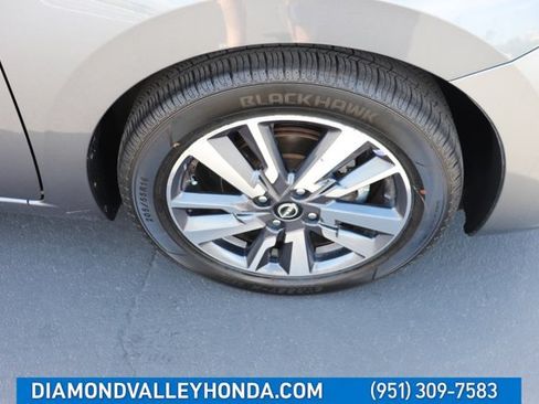 Used 2023 Nissan Versa SV FWD image 27