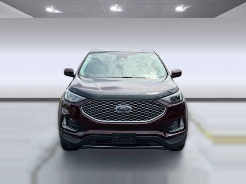 Certified 2024 Ford Edge SEL w/ Convenience Package AWD/4WD image 4