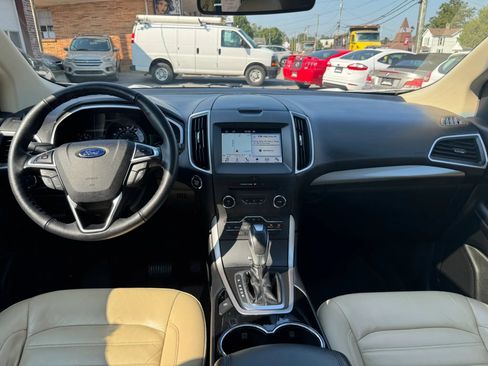 Used 2016 Ford Edge SEL w/ Equipment Group 201A FWD image 39