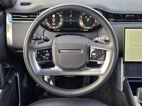 Used 2025 Land Rover Range Rover Autobiography image 14