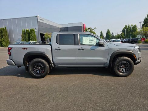 New 2026 Nissan Frontier PRO-4X w/ Tow Package AWD/4WD image 4