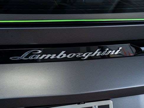 Used 2019 Lamborghini Urus image 29