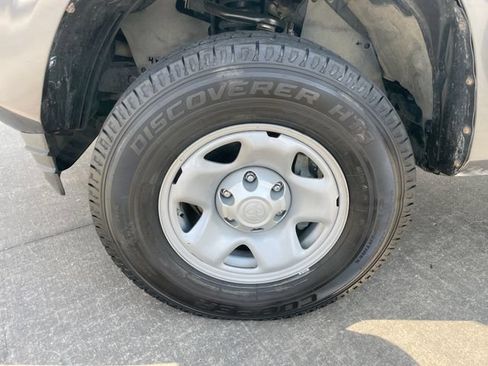 Used 2022 Toyota Tacoma SR AWD/4WD image 28