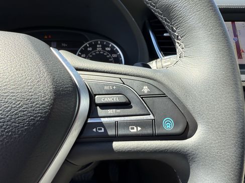 Certified 2025 INFINITI QX55 Essential image 16