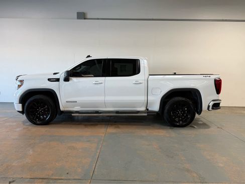 Used 2021 GMC Sierra 1500 Elevation image 2