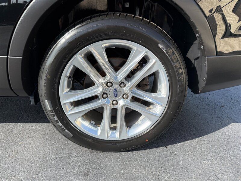 Used 2016 Ford Explorer Limited AWD/4WD image 24