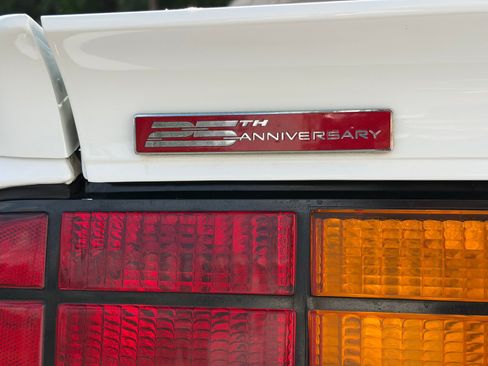 Used 1992 Chevrolet Camaro Z28 RWD image 14