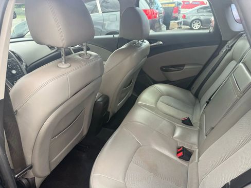 Used 2012 Buick Verano Convenience image 9