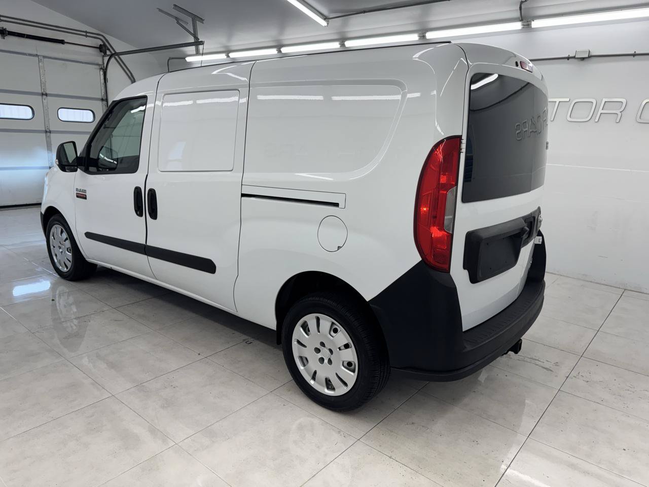 Used 2021 RAM ProMaster City Tradesman FWD image 8