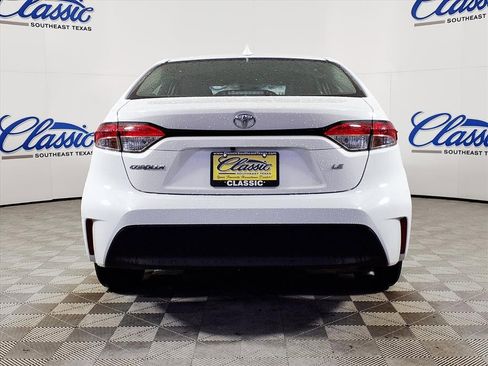 Used 2024 Toyota Corolla LE image 22