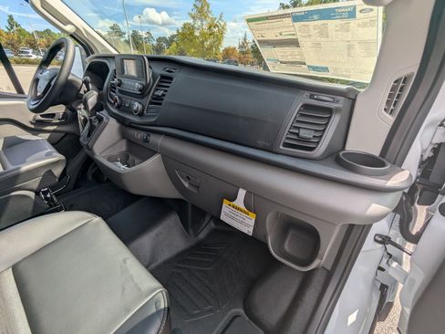 New 2025 Ford Transit 350 XL image 38