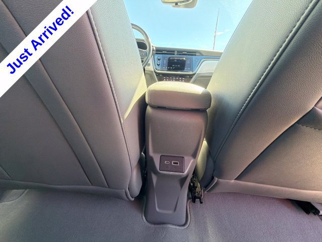 Used 2023 Chevrolet Bolt EUV Premier FWD image 33