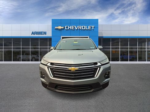 Certified 2023 Chevrolet Traverse LT w/ Rear Camera Mirror Package AWD/4WD image 3