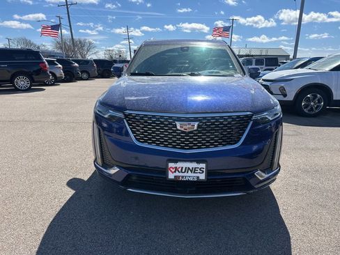 Used 2023 Cadillac XT6 Premium Luxury w/ Technology Package image 22