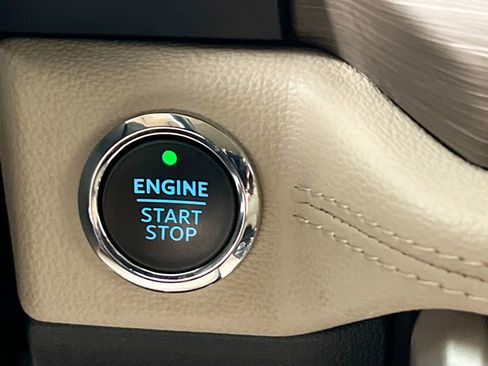 Used 2024 Ford Expedition Limited AWD/4WD image 24