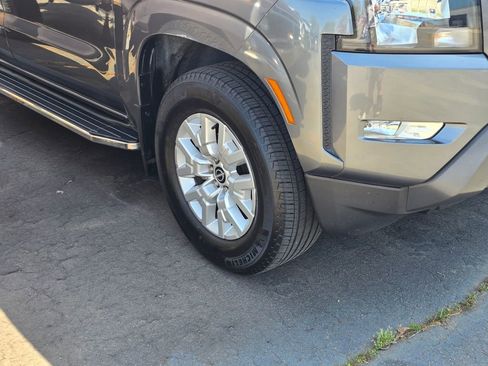 Used 2024 Nissan Frontier SV w/ SV Convenience Package image 5