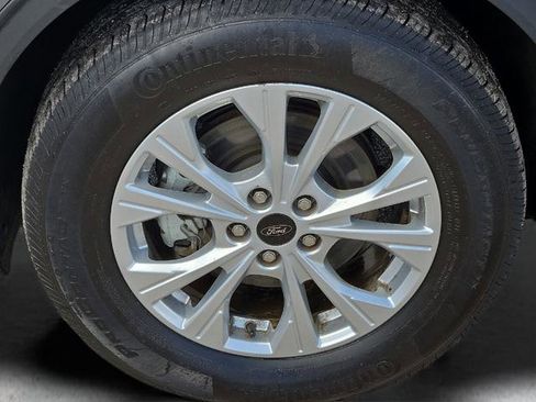 Used 2025 Ford Escape Active AWD/4WD image 9