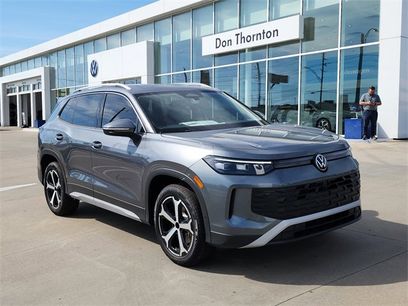 New 2025 Volkswagen Tiguan SE