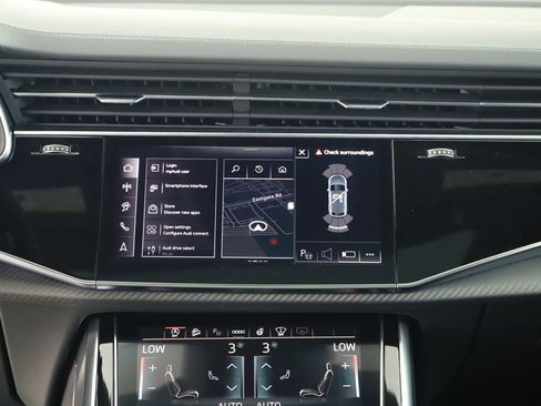 New 2026 Audi RS Q8 performance image 19