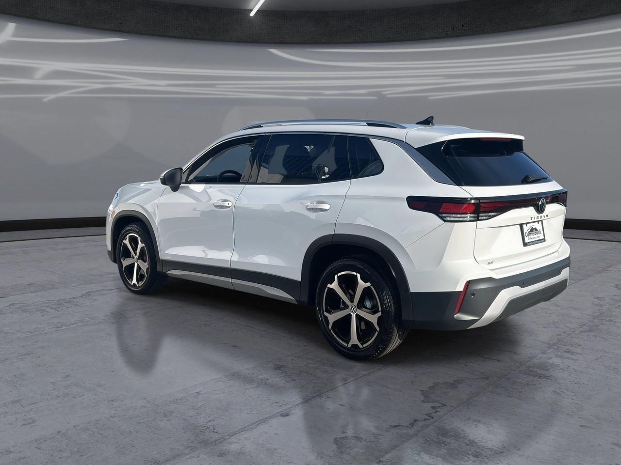 New 2026 Volkswagen Tiguan SE FWD image 4