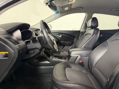Used 2012 Hyundai Tucson GLS FWD image 10