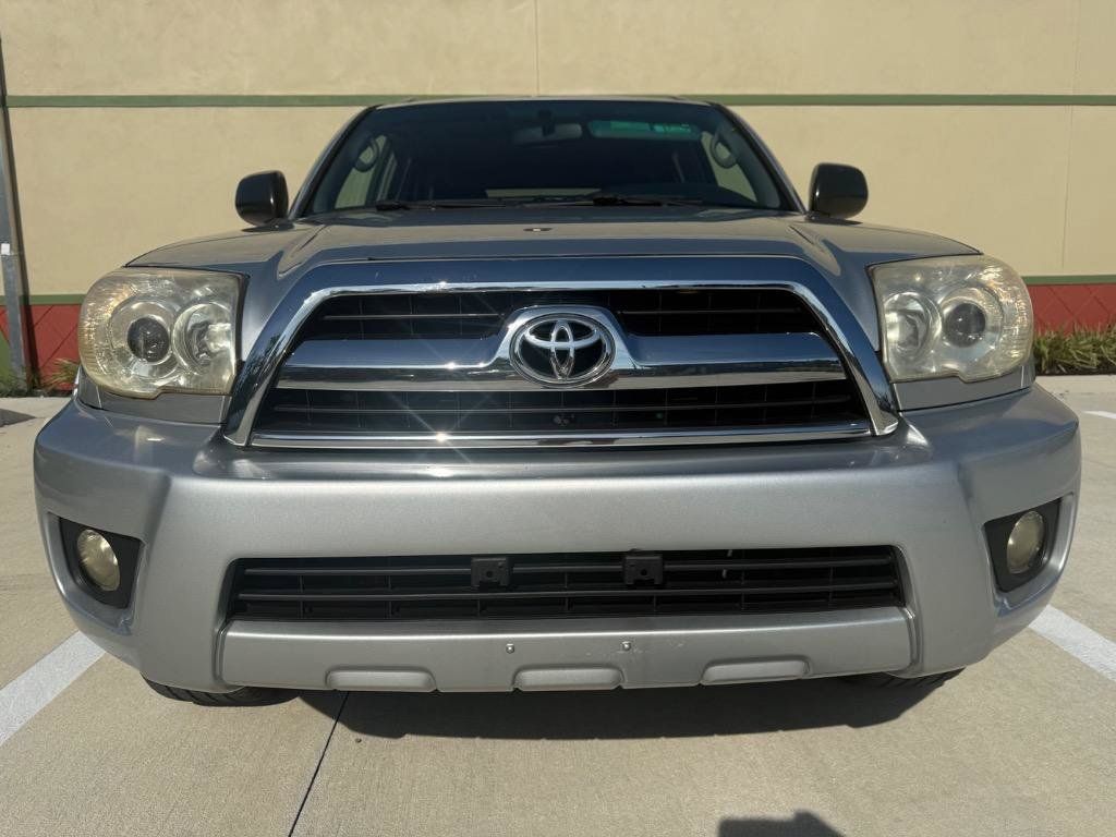 Used 2007 Toyota 4Runner SR5 AWD/4WD image 13