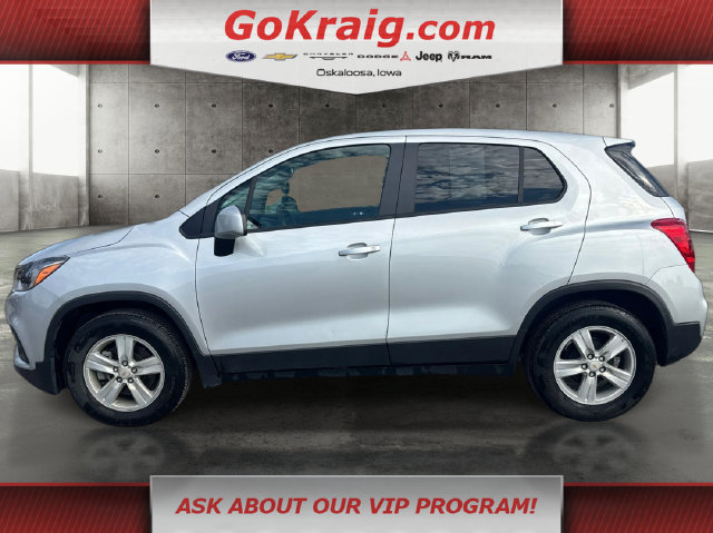 Used 2020 Chevrolet Trax LS w/ Tint and Cruise Package FWD image 8
