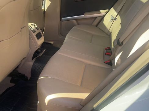 Used 2012 Mercedes-Benz GLK 350 4MATIC image 17