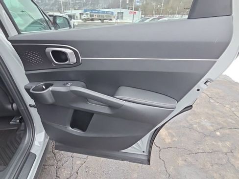 New 2026 Kia Sorento S AWD/4WD image 17