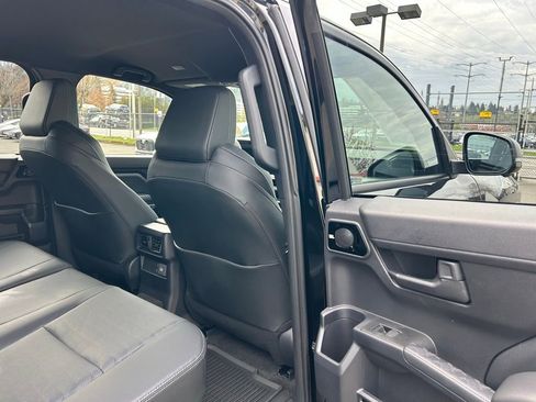 Certified 2025 Toyota 4Runner TRD Off-Road Premium w/ Tow Technology Package AWD/4WD image 13