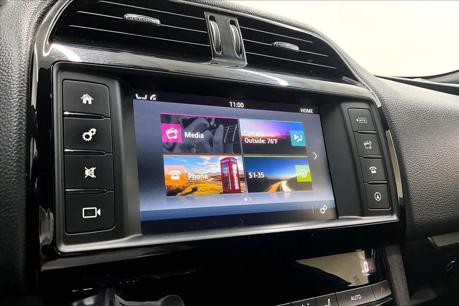 Used 2017 Jaguar F-PACE Premium AWD/4WD image 32
