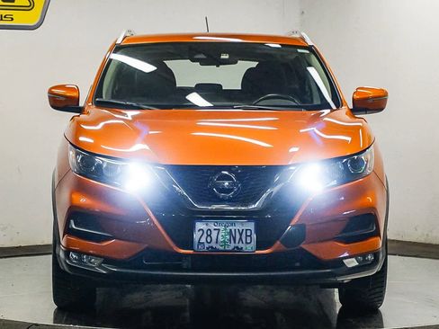 Used 2022 Nissan Rogue Sport SV image 6