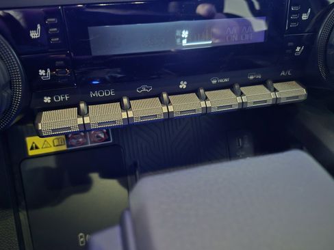 New 2026 Toyota Tacoma 4x4 Double Cab Hybrid image 32