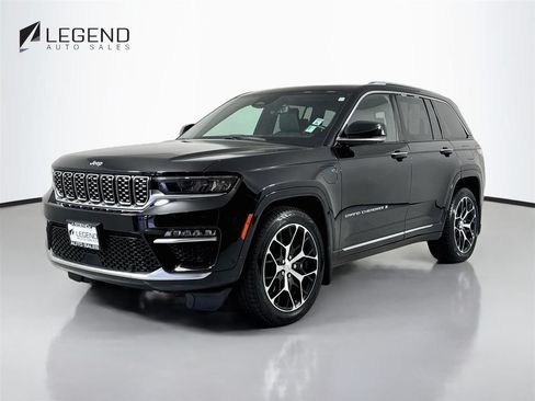 Used 2023 Jeep Grand Cherokee Summit AWD/4WD image 1