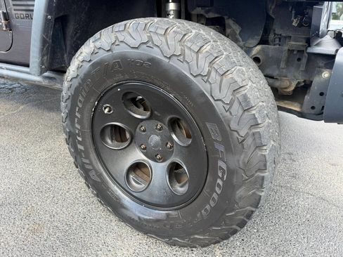 Used 2016 Jeep Wrangler Unlimited Rubicon image 85