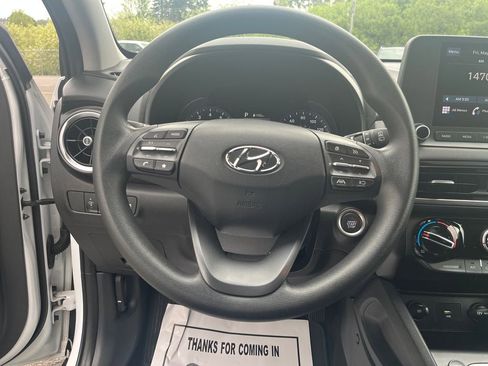 Used 2023 Hyundai Kona SEL AWD/4WD image 15