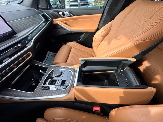 Used 2025 BMW X5 xDrive40i w/ M Sport Package AWD/4WD image 28