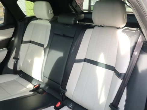 Used 2018 Land Rover Range Rover Velar image 20
