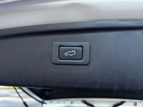 Used 2017 Subaru Outback 2.5i Limited image 27