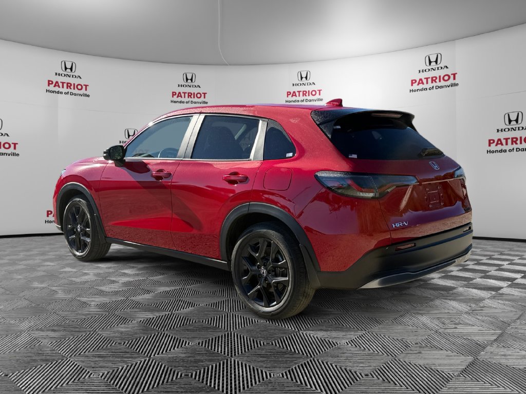Used 2025 Honda HR-V Sport image 3