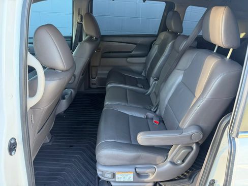 Used 2016 Honda Odyssey EX-L image 16