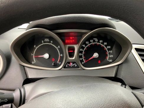 Used 2012 Ford Fiesta SE image 23