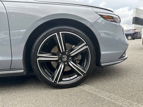 Used 2023 Honda Accord Sport image 35